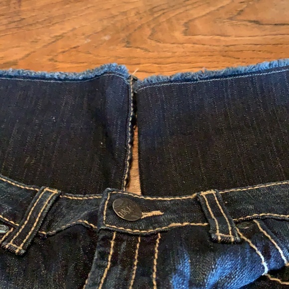 BKE Madison Capris - Picture 7 of 9